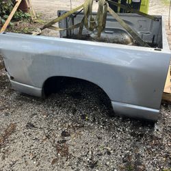 2005 Dodge Ram Truck Bed
