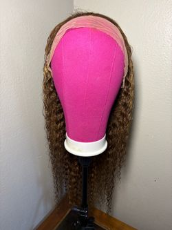 Honey Blonde Wig Human Hair Water Wave 13x6 Lace Front Wigs 30 Inch P4/27 Highlight Curly Human Hair Wig, 200 Density Pre-Plucked Ombre Lace Frontal W