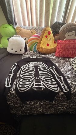 Forever 21 Skeleton Sweater Size Small