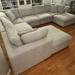 Thomasville Lowell 8-piece Modular Sectional