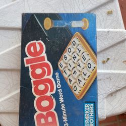 Boggle Board Game