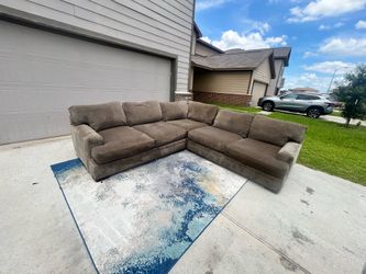 Oversized Brown Sectional Sofa – Deep Seats & Super Comfortable | Delivery Available