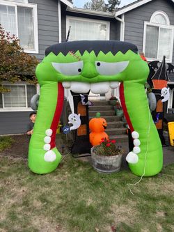 Giant Frankenstein Inflatable Halloween Arch