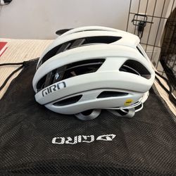 Giro Aries Spherical MIPS Medium White