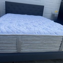 Queen Size Bed Frame Set 