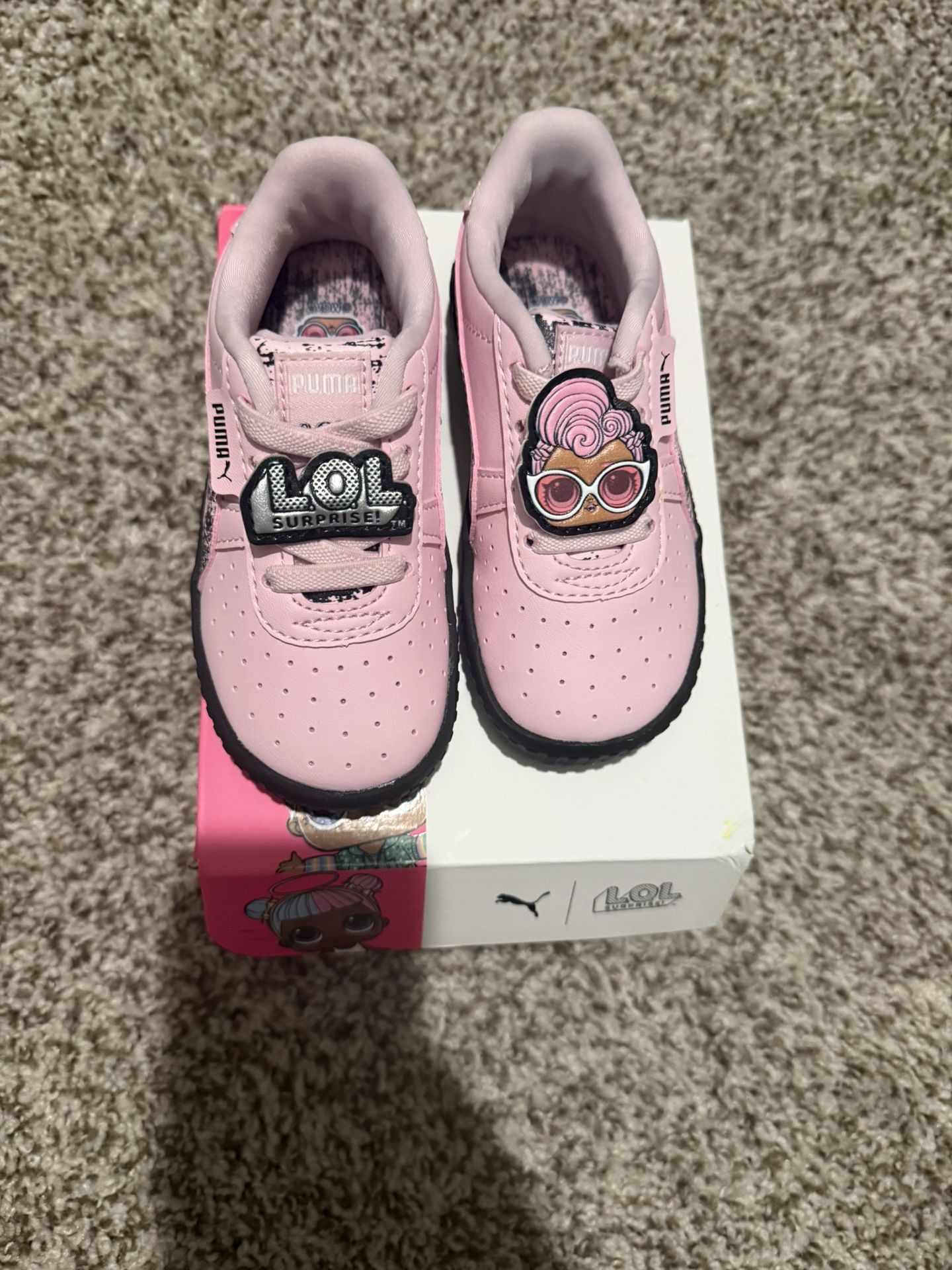 Toddler puma shoes 7C