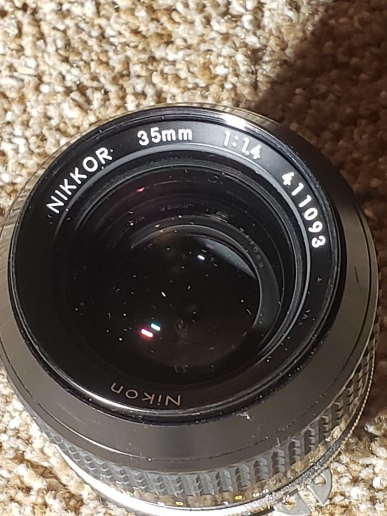 Nikon Nikkor 35mm 1:1.4 lense