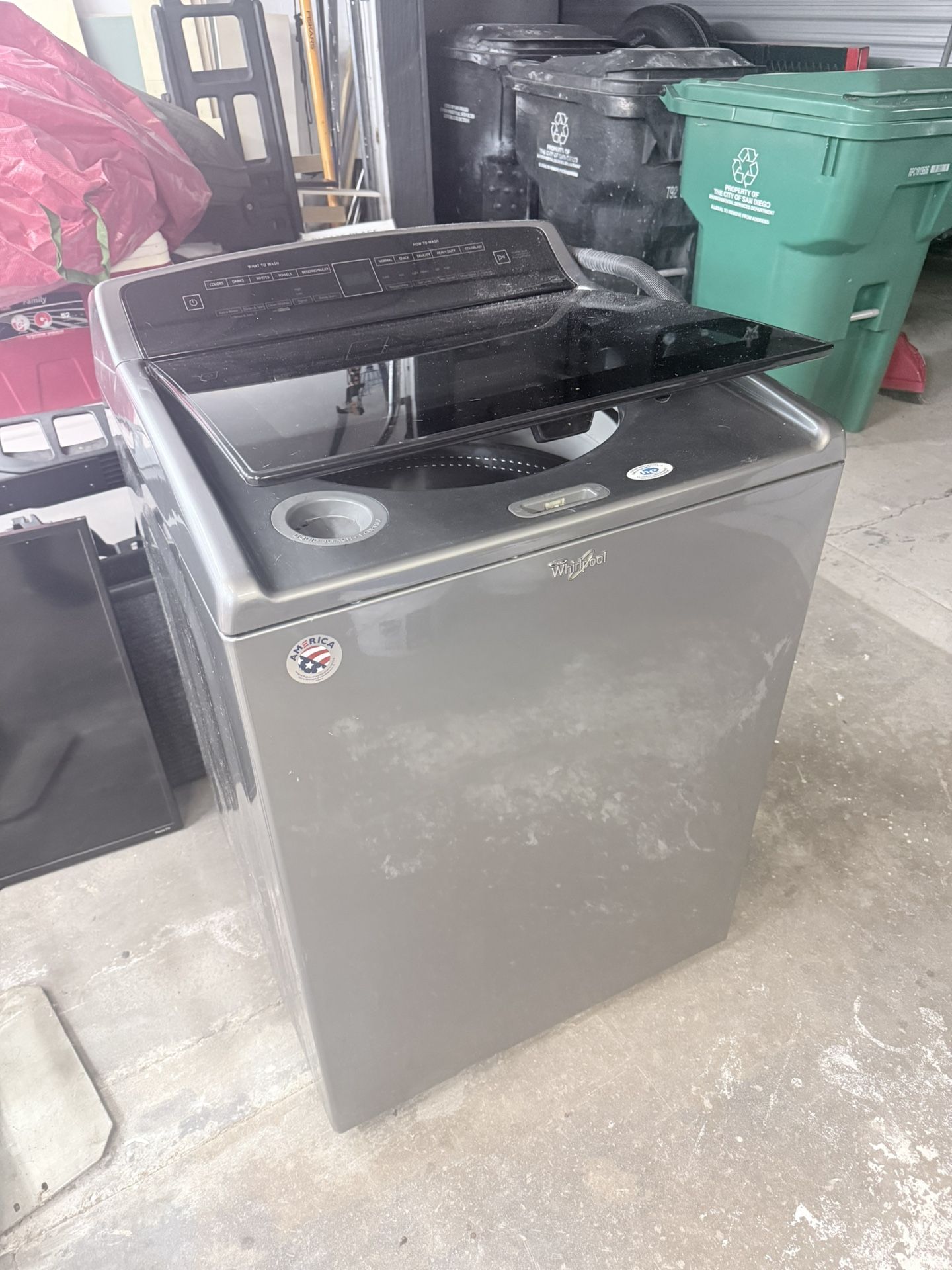 Black Chrome Whirlpool Washer