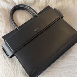 Like New Givenchy Designer Tote Bag