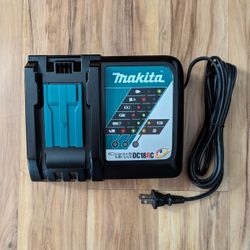 Makita 18v Charger 