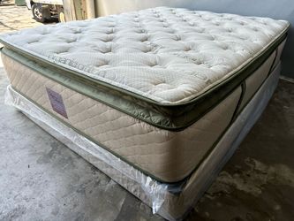 14in Queen Size Elite Organic Superior Hybrid Gel Memory Foam Pillow Top Mattress and Boxspring