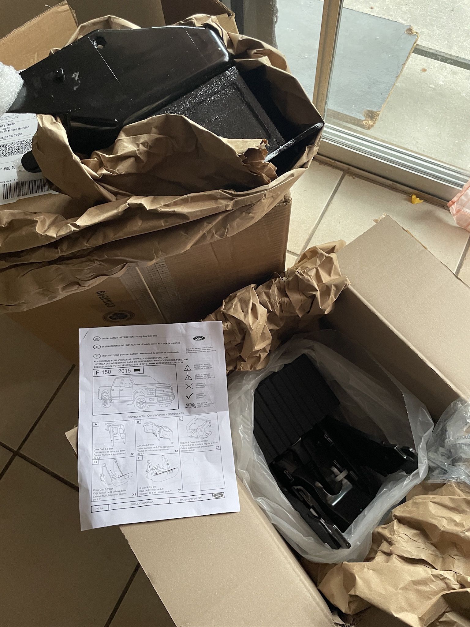 Retractable Truck Side Step – BRAND NEW 