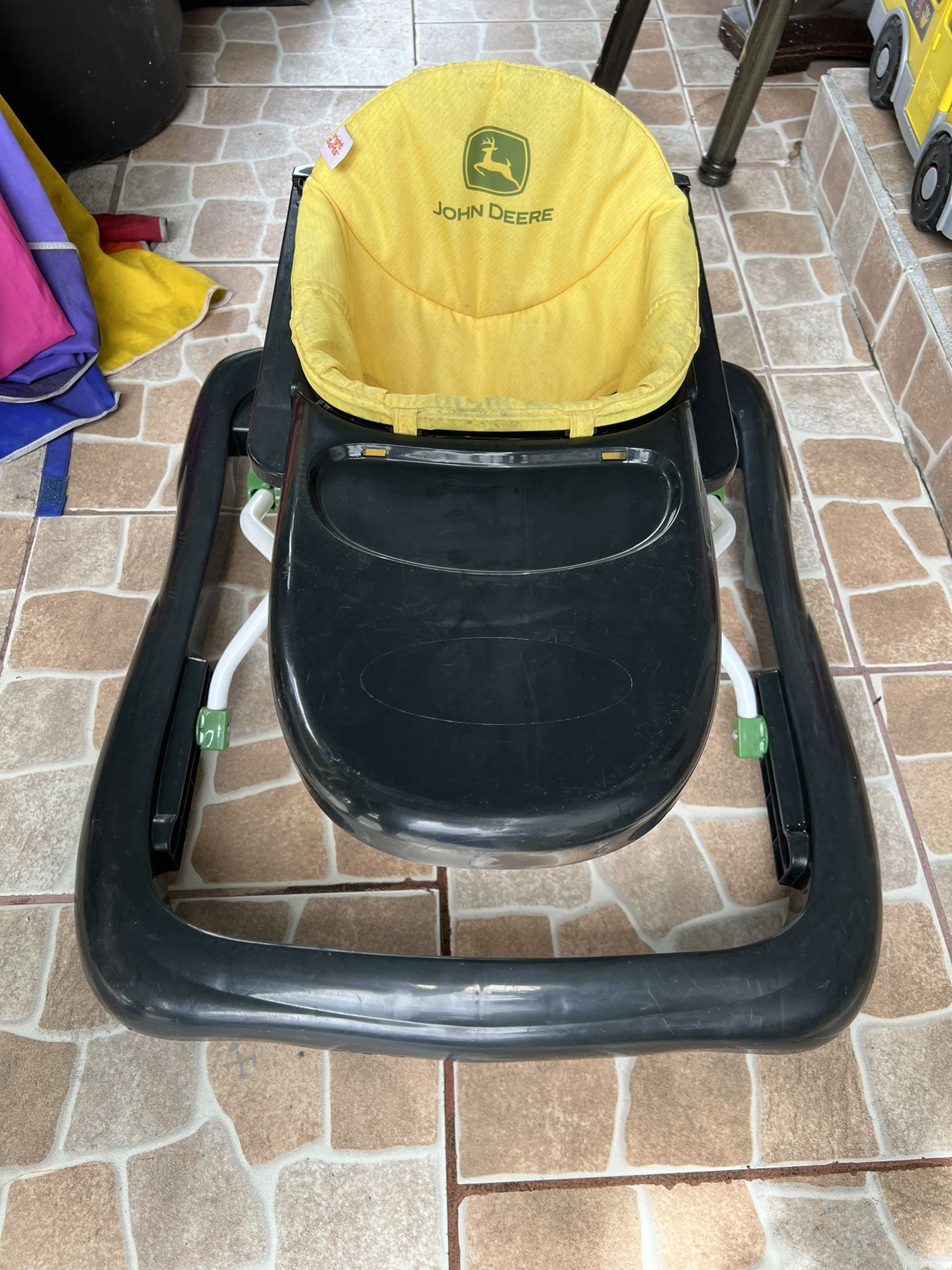Baby Walker John Deer 