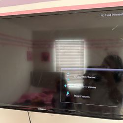 40 Inch Samsung Flatscreen 