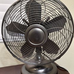 12” Oscillating Retro Style Table Fan