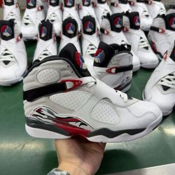 Free Shipping | Retro 8 | Read Description 