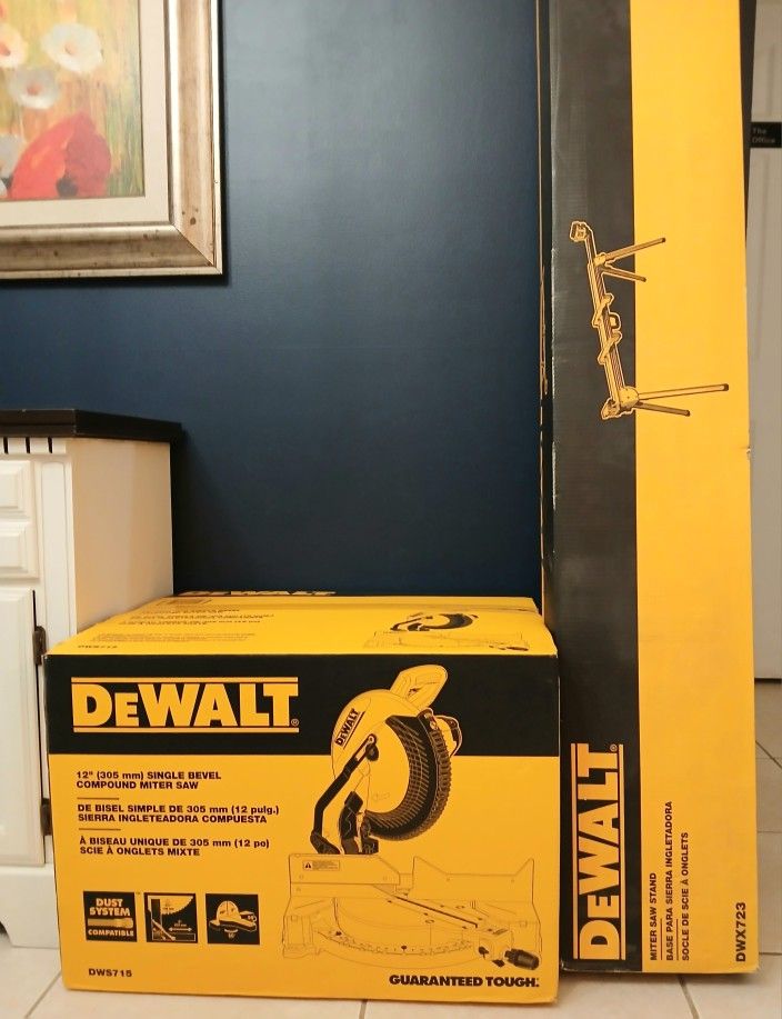 DEWALT Miter Saw & Stand BRAND NEW