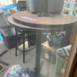 Bar Stools And Chairs 