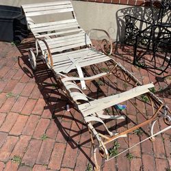 Vintage wrought iron chaise lounge