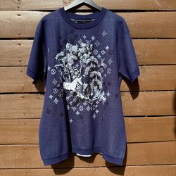 Lv shirt