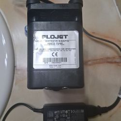 Flojet G575215D Air Operated G57 Series Pump - 5 GPM, 1/2 Inch, Santoprene