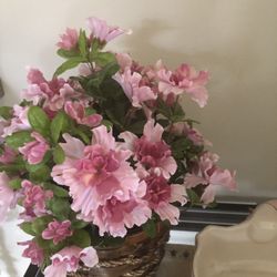 Nice Basket Fake Flower Pink