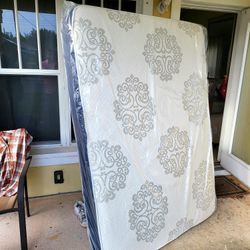 NEW QUEEN MATTRESS AND BOX SPRING -- Also Available In All Sizes.