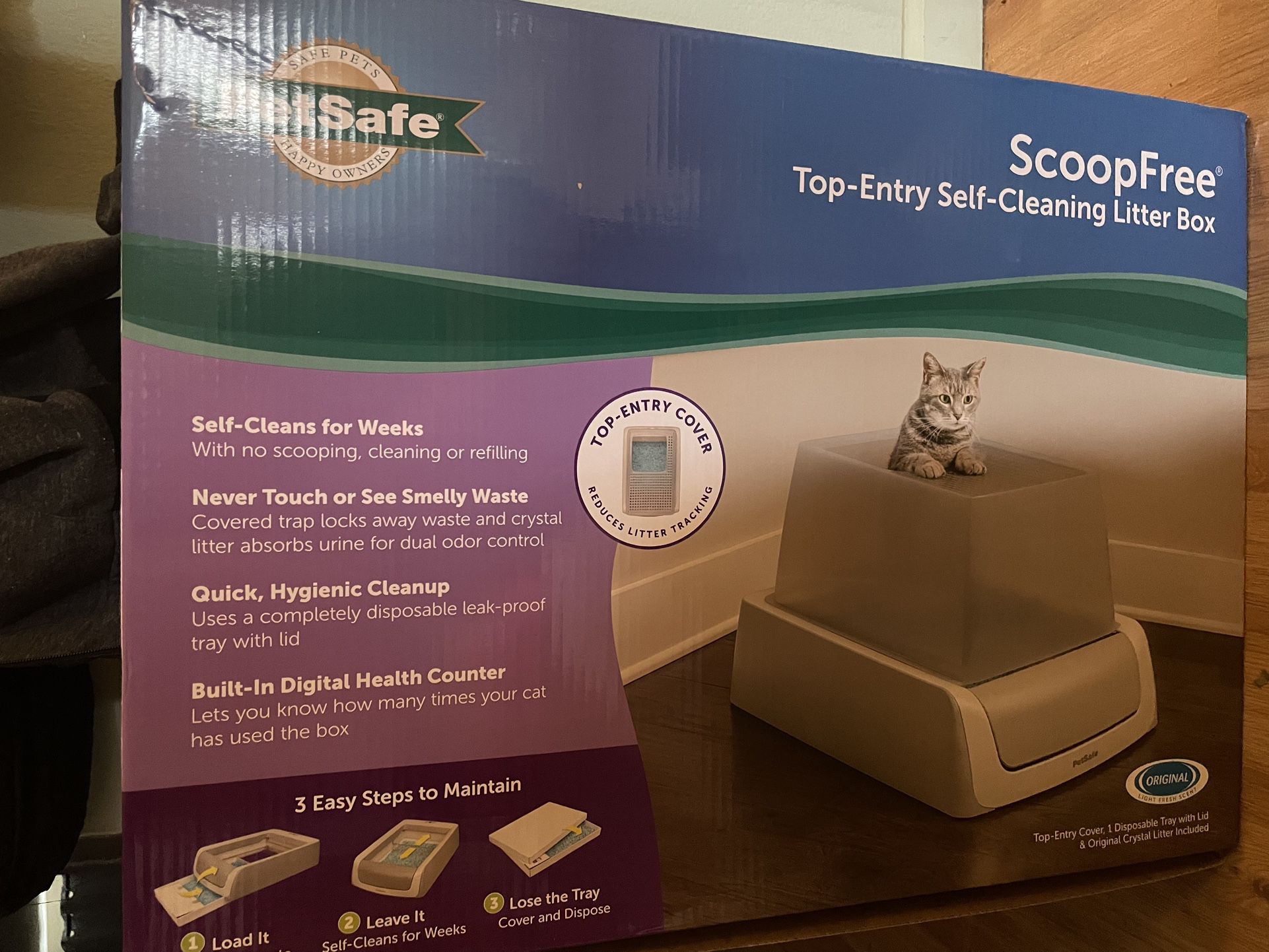 Brand New Scoop Free TOP Entry Self Cleaning Litter Box
