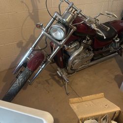 1990 Suzuki Intruder 750 