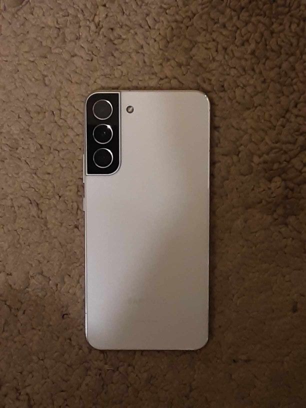 S22+, Trading For Samsung Galaxy Ultra Phone Or IPhone 14 Pro Max
