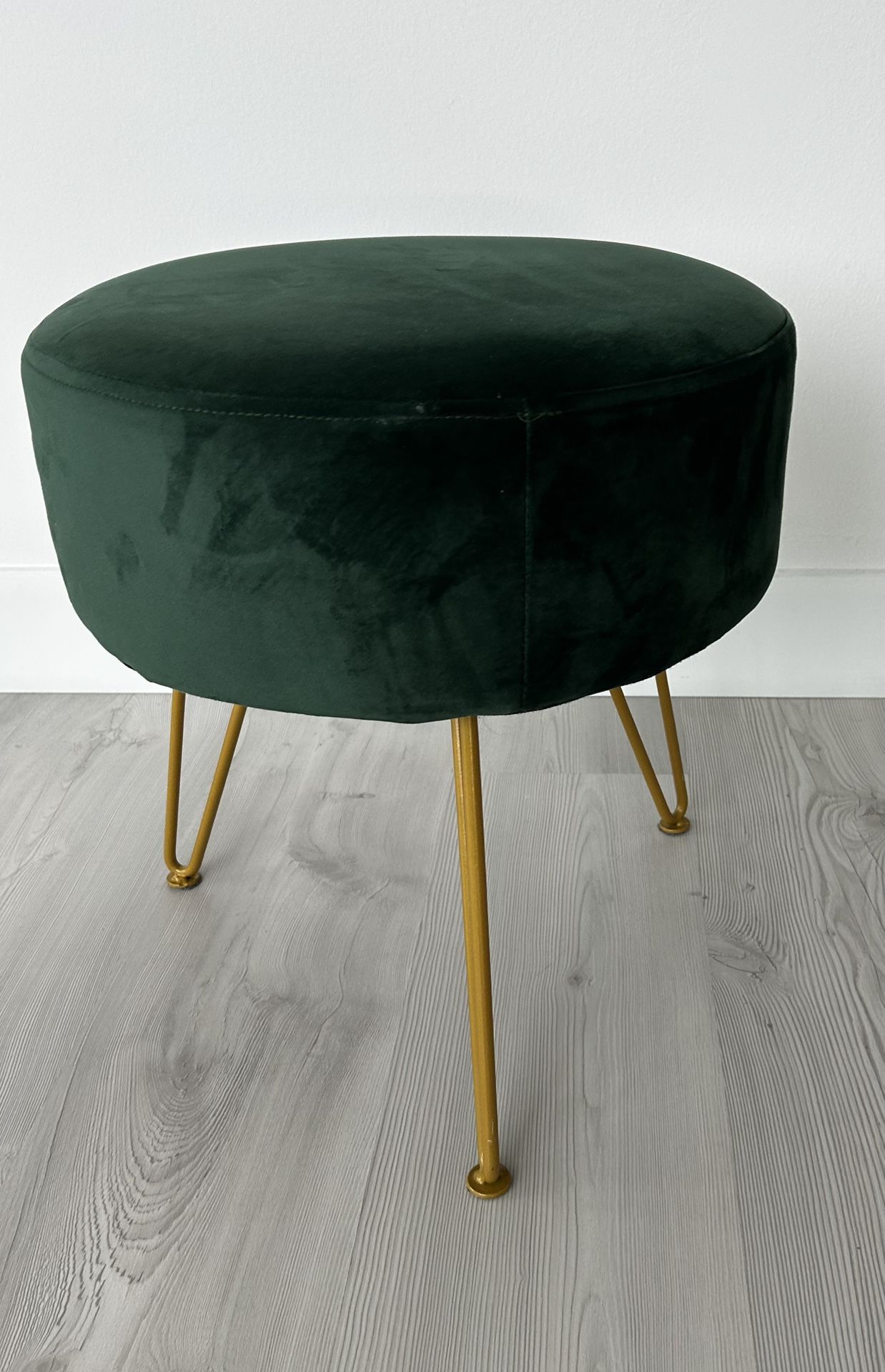 Green Velvet Footrest - Stool Ottoman