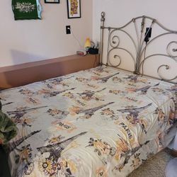 Reversible Comforter And Sheet Set