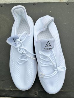 Men's running shoes