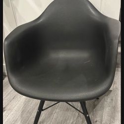 Beautiful Contemporary Set Of Chairs - Duo - Like New!