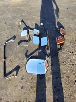 Truck mirrors