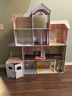 Doll house free as is