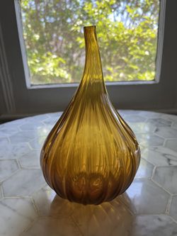 Salviati glass vase