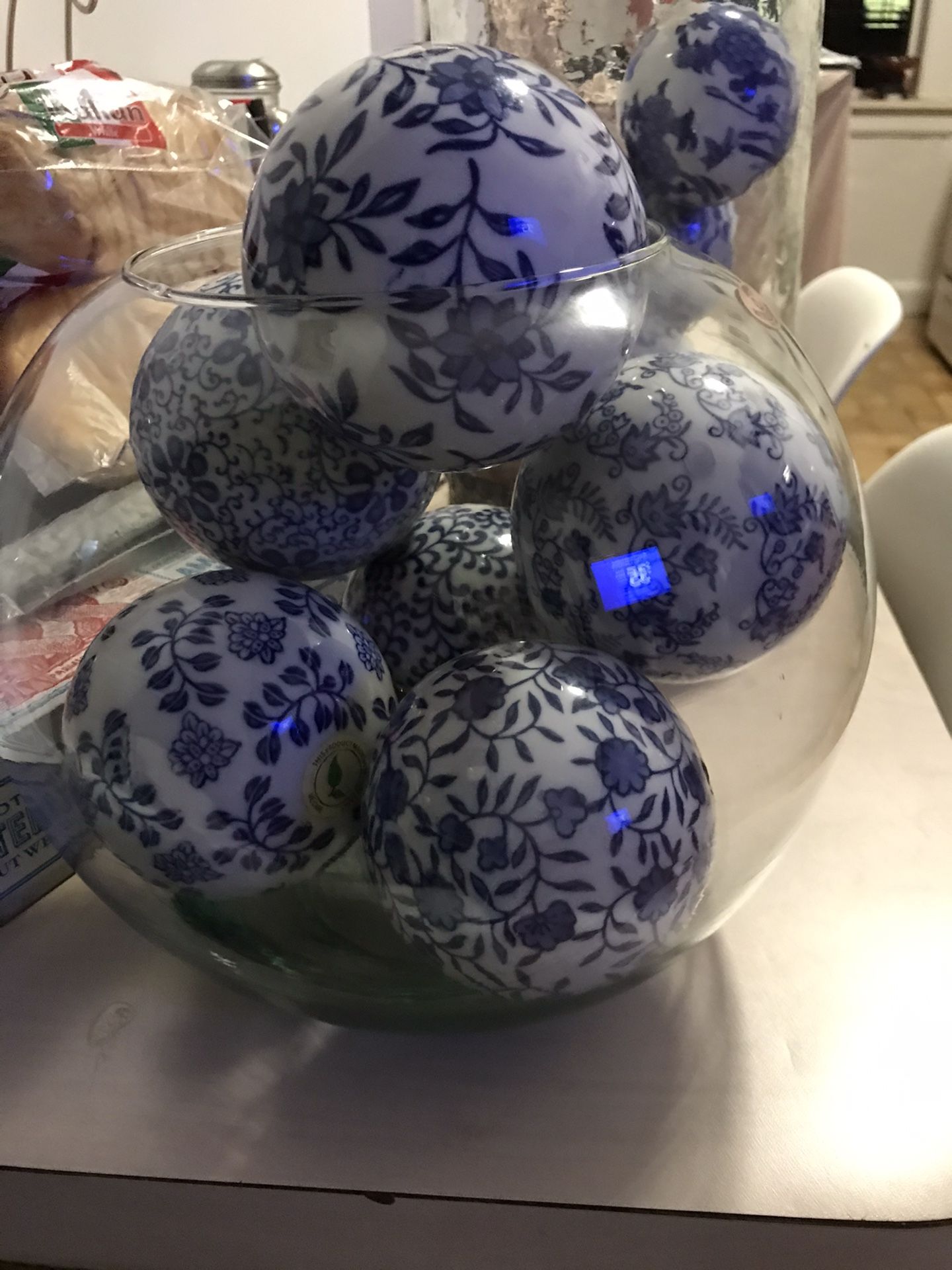 Ceramic blue and white balls for decoration