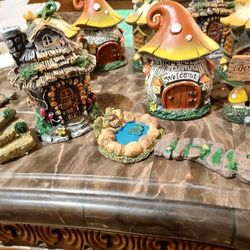 Gnome Cottages And Succulents Only $5. San Lorenzo