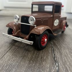 1934 Ford Pick Up Wrecker in 1/18 Scale Diecast by Road Legends
