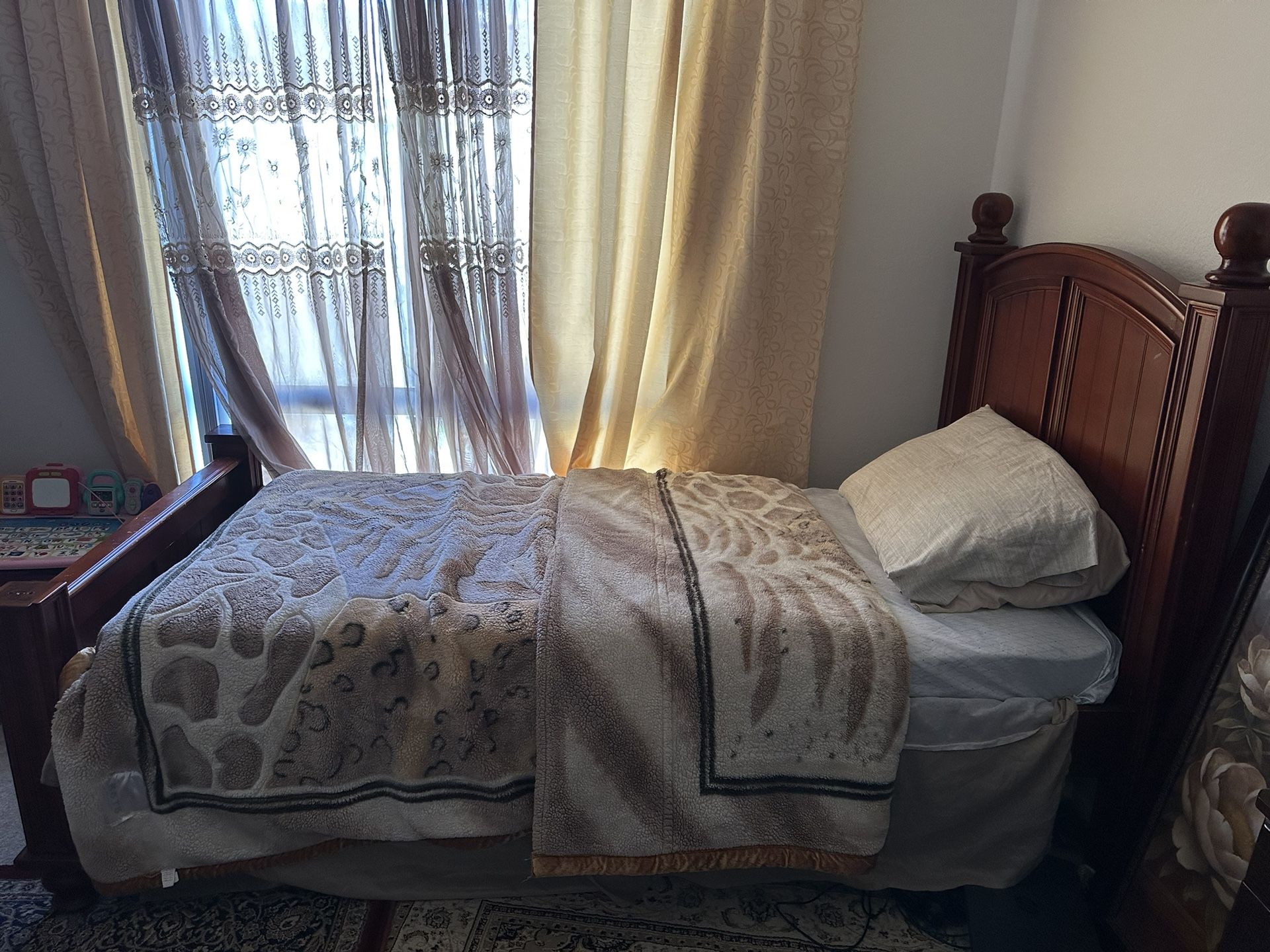 Baby Crib And Twin Bed Both With Mattresses For $500