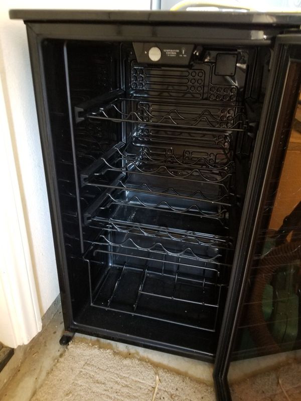 Ewave wine and beverage refridgerator for Sale in Norco, CA OfferUp