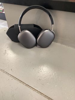 Apple (A2096) 1st Gen AirPods Max Headphones