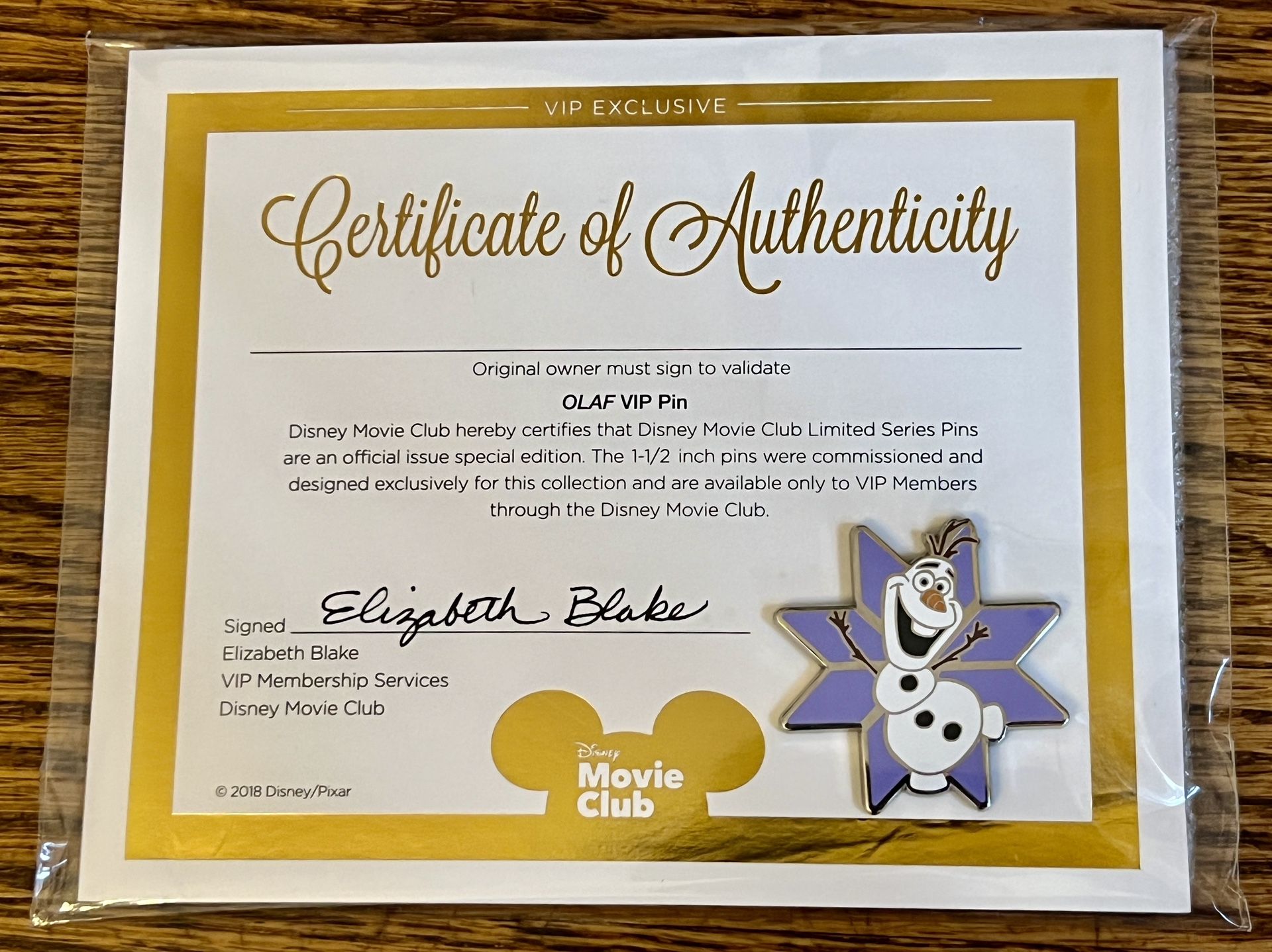 Disney Movie Club Olaf VIP Collectible Pin NIB