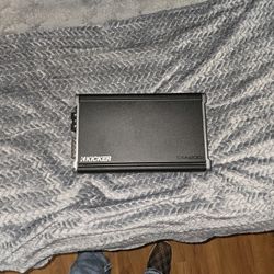 Kicker Amp