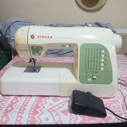 Singer Futura SEQS-6000 Quartet 