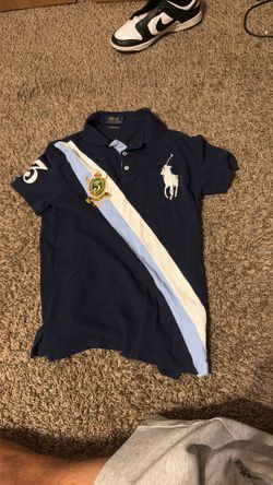 Polo collar shirt