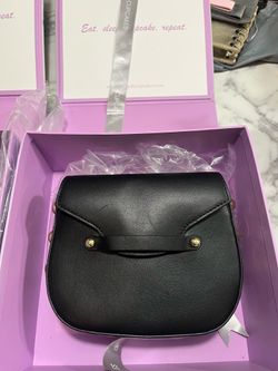 BRAND NEW PURSES!