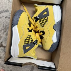 Jordan 4 Retro Size 5c Used 