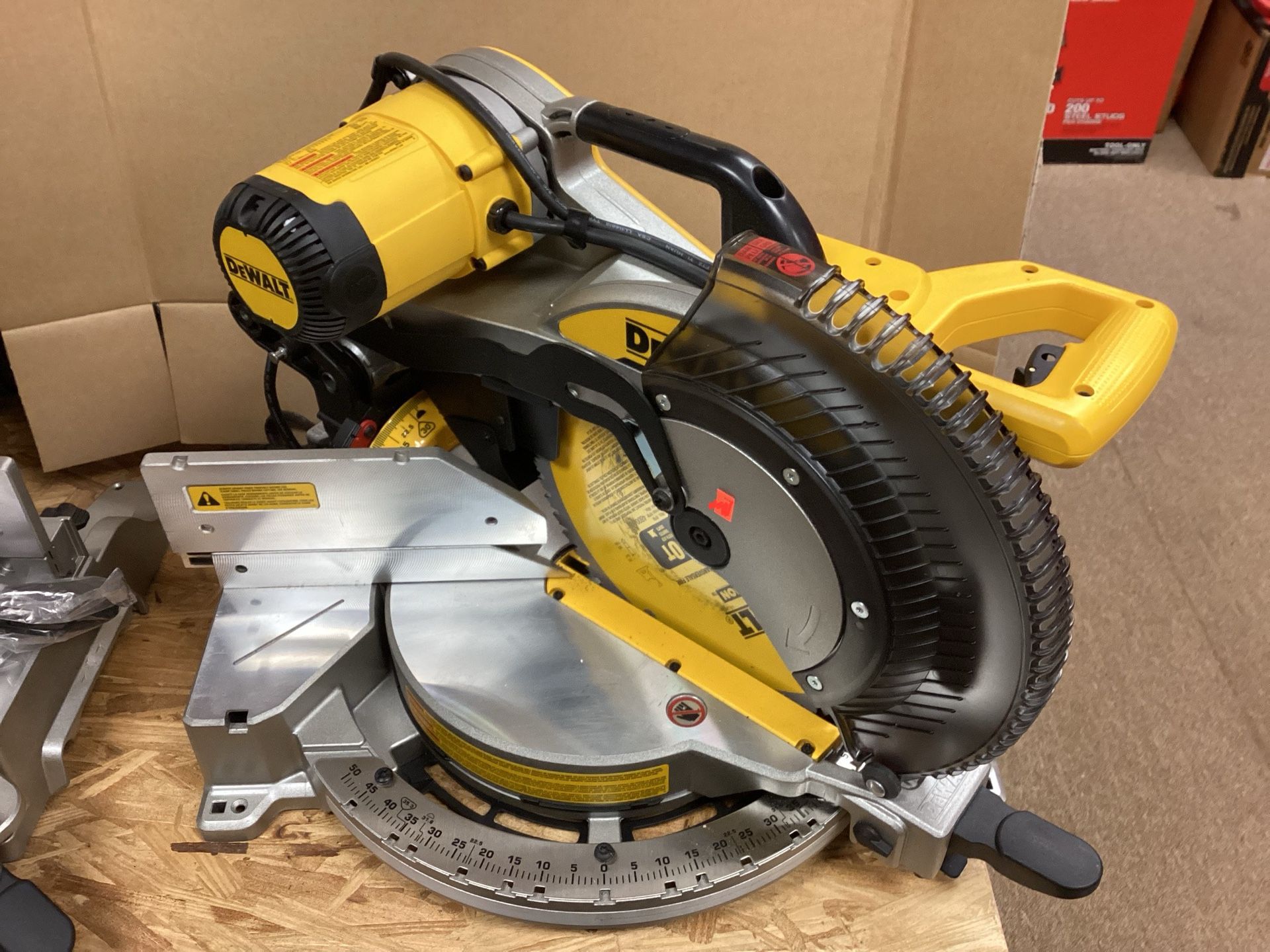 15 Amp Corded 12 in. Compound Double Bevel Miter Saw
